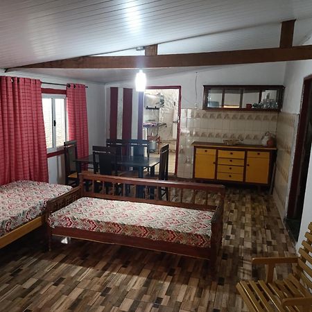 Dormitorios Rosario Pirenopolis Bilik gambar